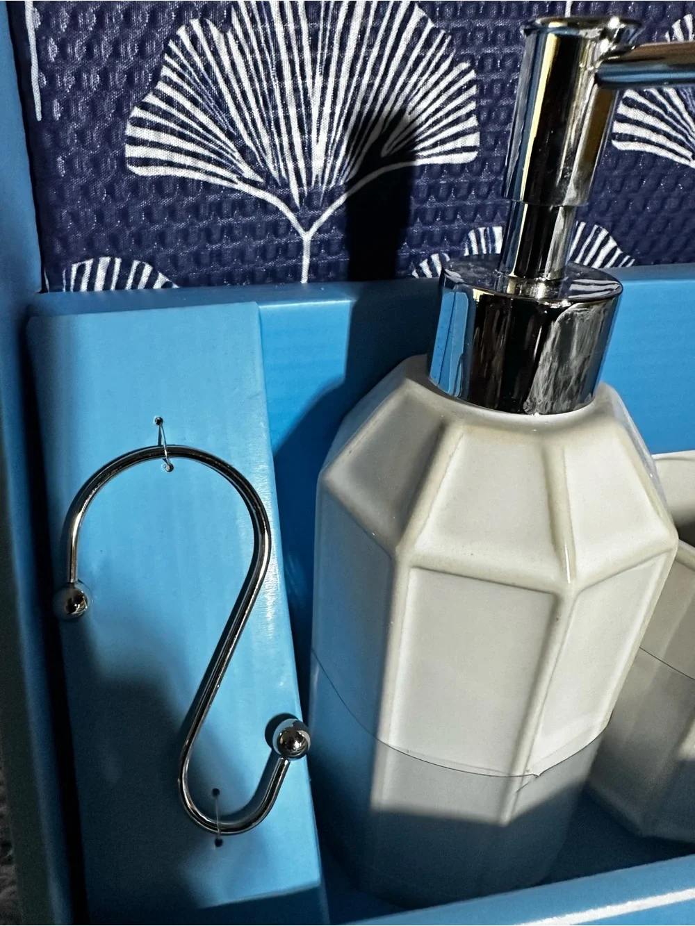 15PCS Draper James Navy & White Ceramic Bath Accessory Set/Floral Shower Towel